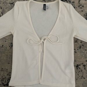 H&M long sleeve ribbed front tie cardigan